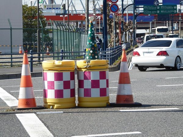 325 変なホテル