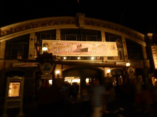 バケパの夕食はセイリングデイ ブッフェ バケパ ２つのパークで夏のスペシャルイベントを楽しむ２days Little Women ディズニーへ行く