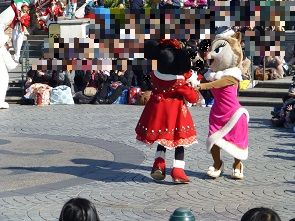 84 左