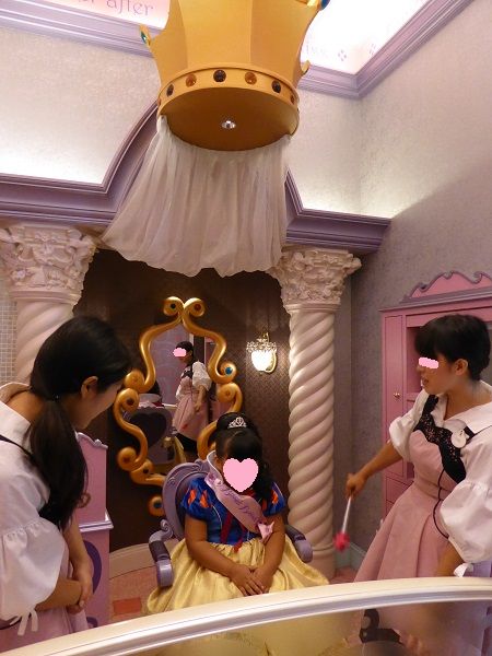 ビビディ・バビディ・ブティックで白雪姫になる ～ハロウィン