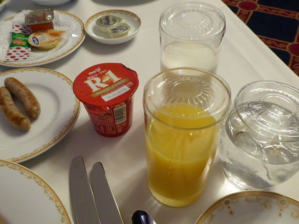 19 ランホ ルームサービス朝