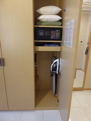 18 右クローゼット