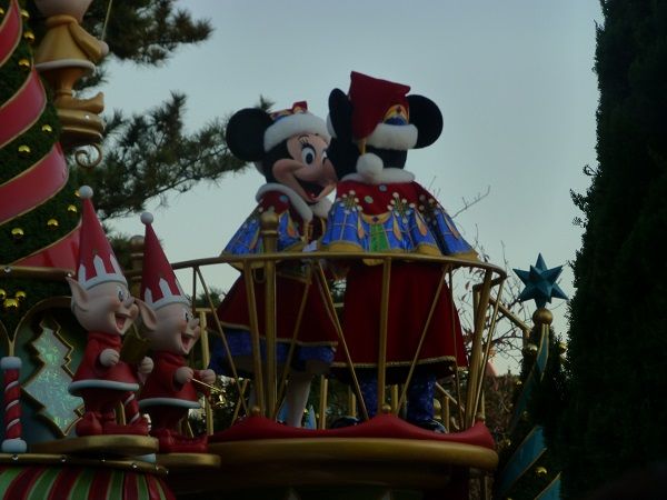 119 木の後ろ