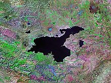 220px-Lakevanlandsat