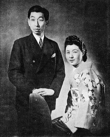 Prince_and_Princess_Takamatsu_circa_1950