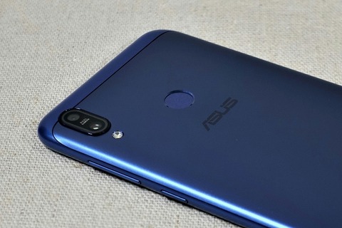 ASUS ZenFone Max M2 を買ってみた : リビングでDIY