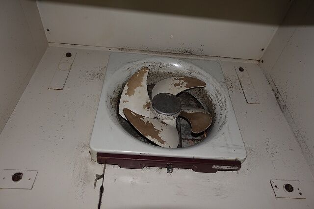 キッチンの換気扇をdiyで交換 パナソニック Fy 25pm5 リビングでdiy