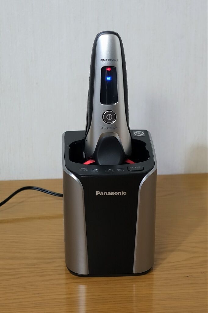 Panasonic ES-LT7A】はじめて洗浄充電器付メンズシェーバーを買って