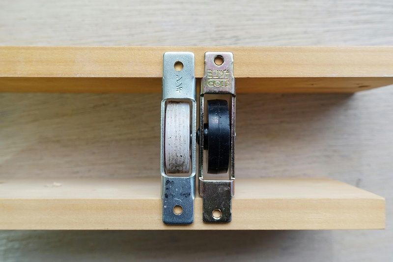 防音戸車 の効果がすごい 引き戸のガタガタ音対策におすすめ リビングでdiy