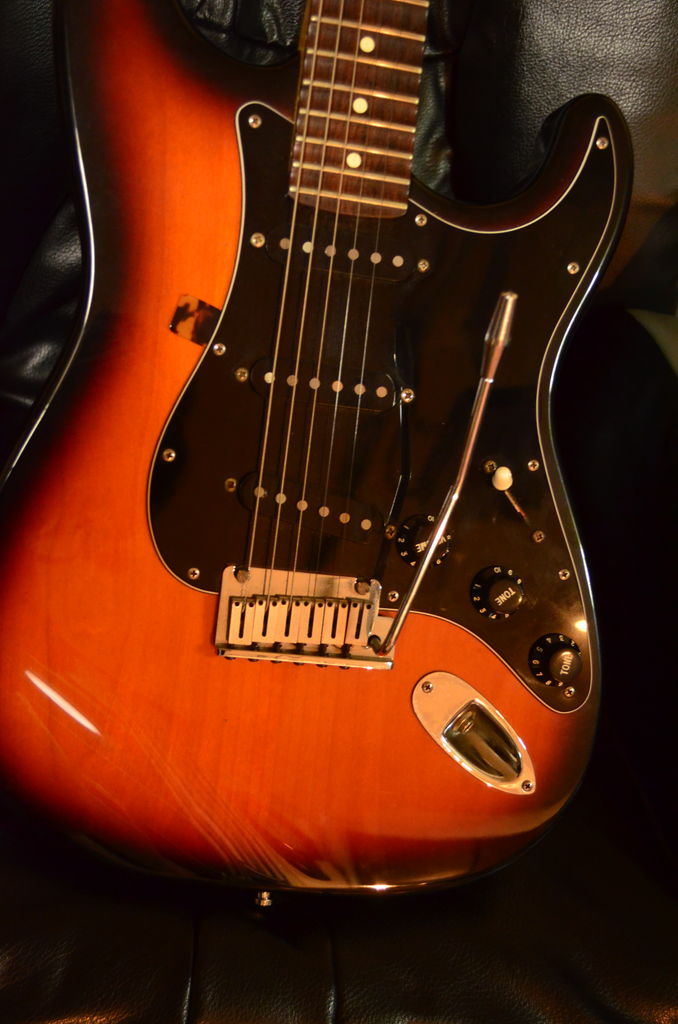 決まりました fender フェンダーUSA ストラト