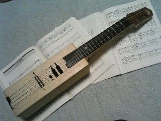 自作ウクレレ 改造ギター 1 2 Art De 再起 闘病曼荼羅