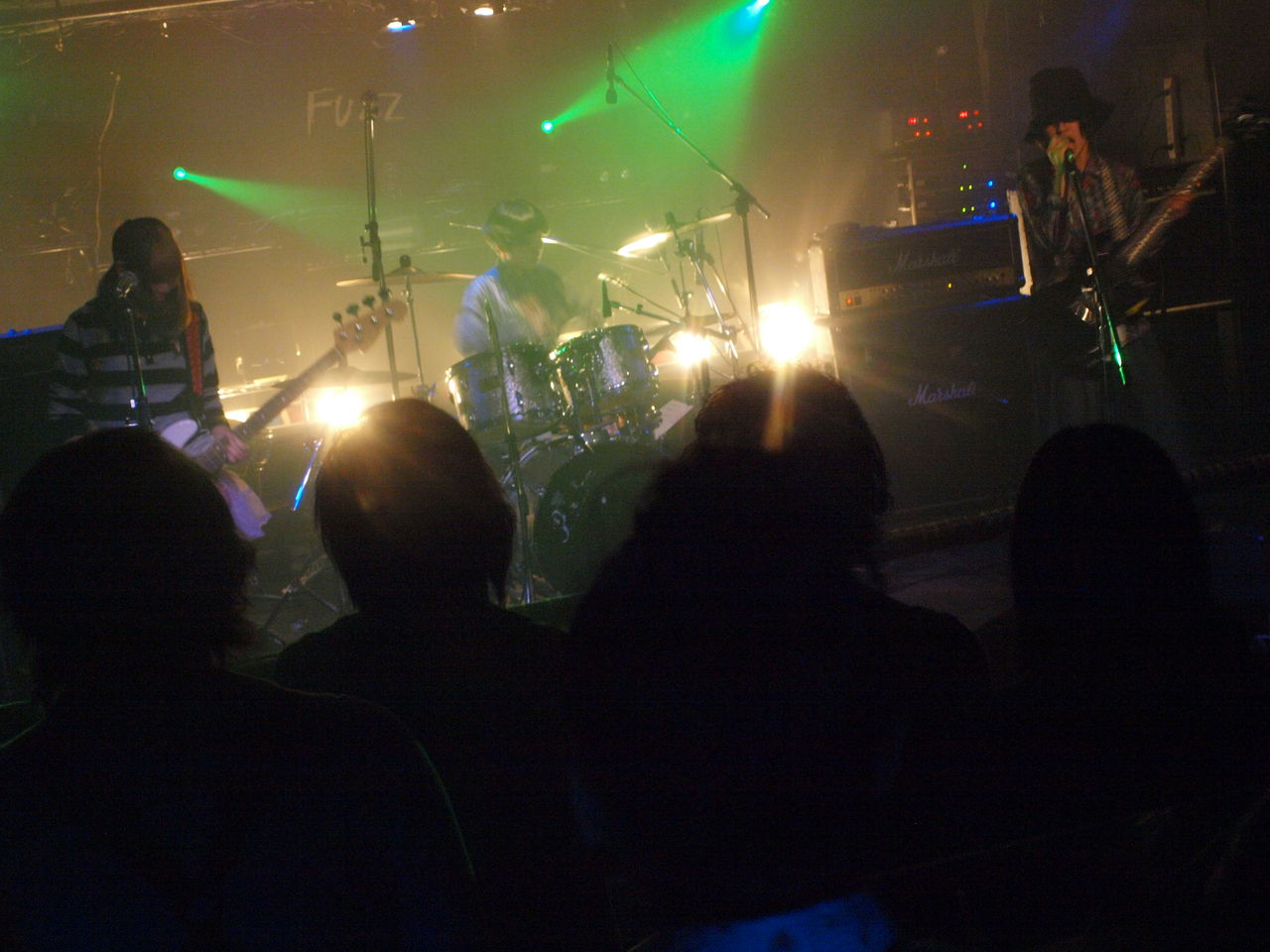 Mother 企画 Carnation 3 Fuzz Live Photo Gallery