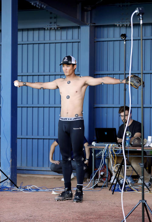 201912100000703-w500_2