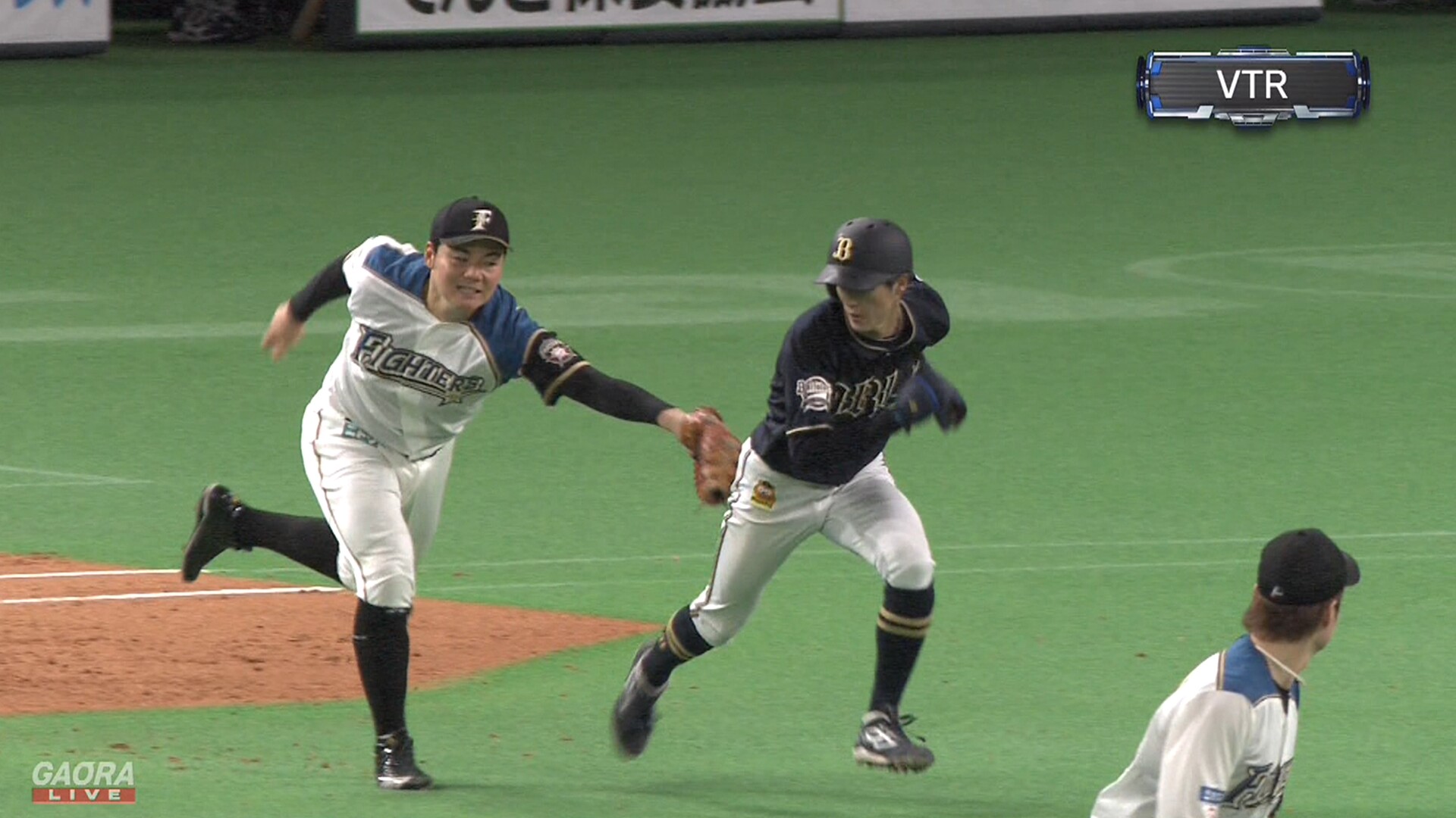 清宮 痛恨の空タッチwwwwwwww ももやの野球速報 清宮 痛恨の空タッチwwwwwwww ももやの野球速報