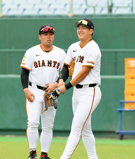 20251003-OHT1I51346-L