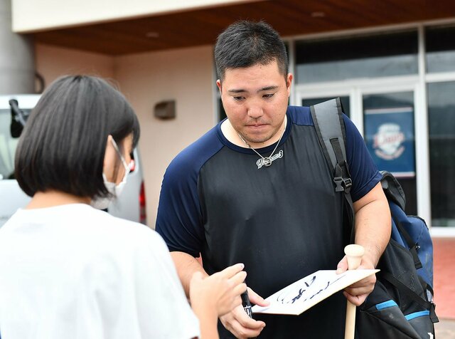 山川穂高、FA宣言してから半月以上進展なし