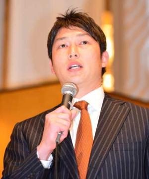 P2012120602182_arai-ns300