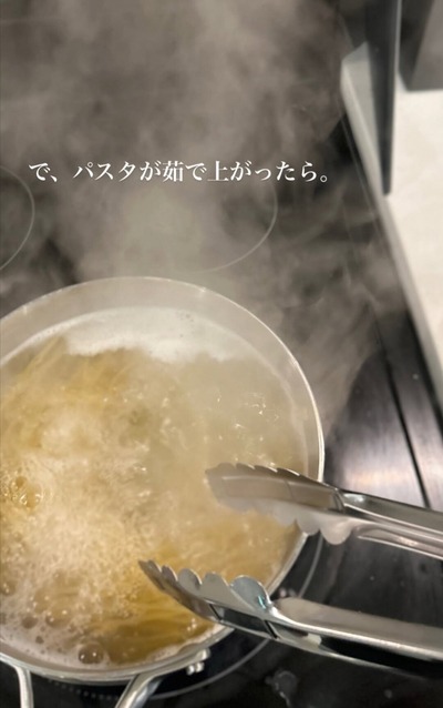 ax9D0Gq