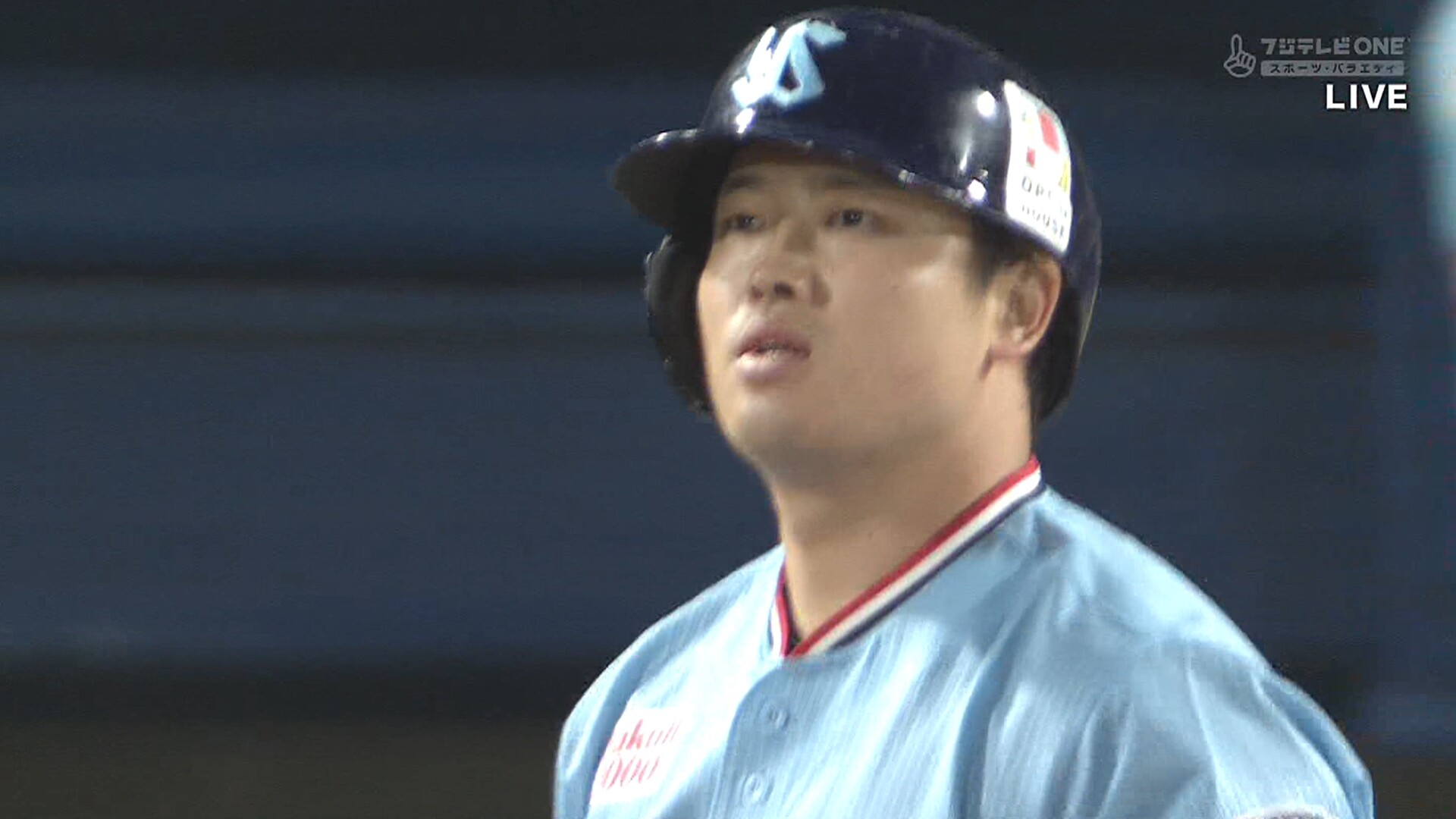 村上宗隆、神宮1号！ 勝ち越しホームラン確信歩き