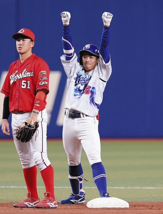 中日・岡林、ショートに挑戦か