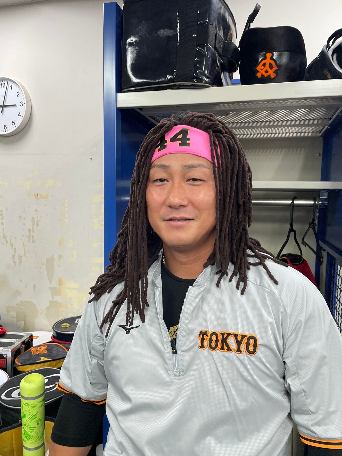 【悲報】 中田翔さん、ドレッドヘアーになる