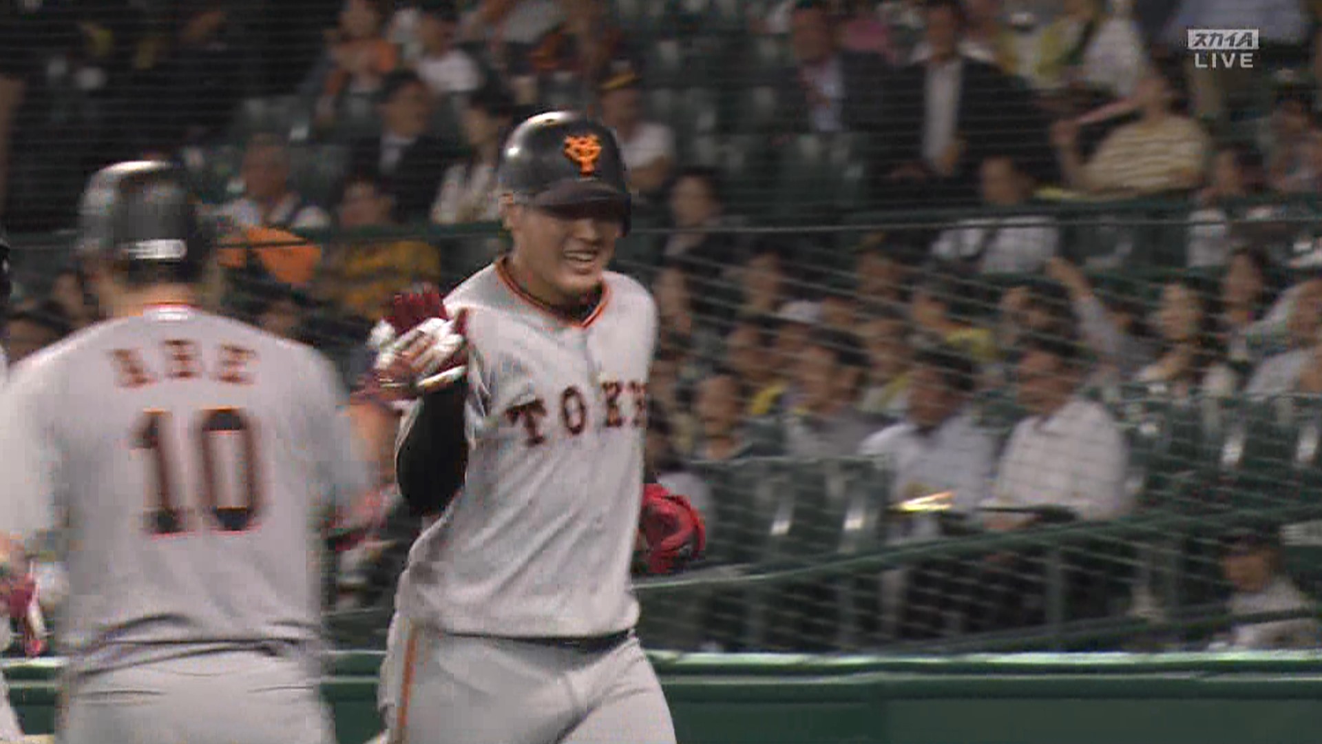 巨人・岡本、史上最年少で3割30本100打点達成！ シーズン最後の打席で2ラン本塁打！！ なんJ（まとめては）いかんのか？