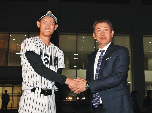 d2ef13dc0a7b6604f182c44f8e9ca33d_1