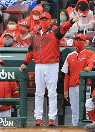 【悲報】 佐々岡シンジ君、ファーストインパクトを起こしてしまう