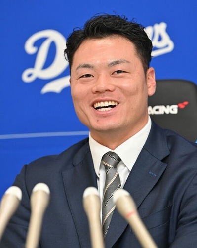 中日・細川成也、4.5倍増の4500万円「ドラゴンズに拾っていただいてよかったです」