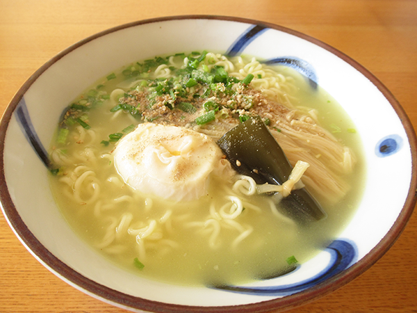 サッポロ一番塩ラーメン 朝ごはん日記