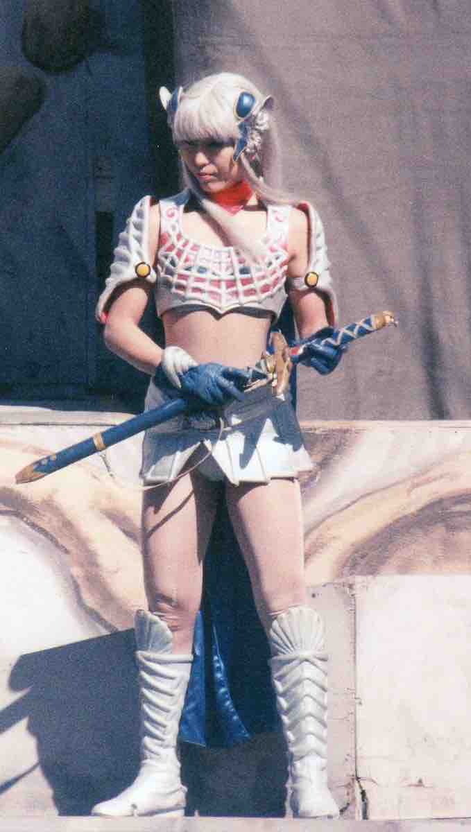 操舵士シェリンダ（演：水谷ケイ）／『星獣戦隊ギンガマン』第四