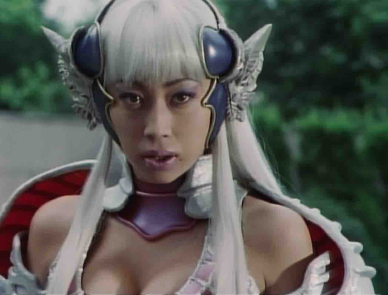 操舵士シェリンダ（演：水谷ケイ）／『星獣戦隊ギンガマン』第三