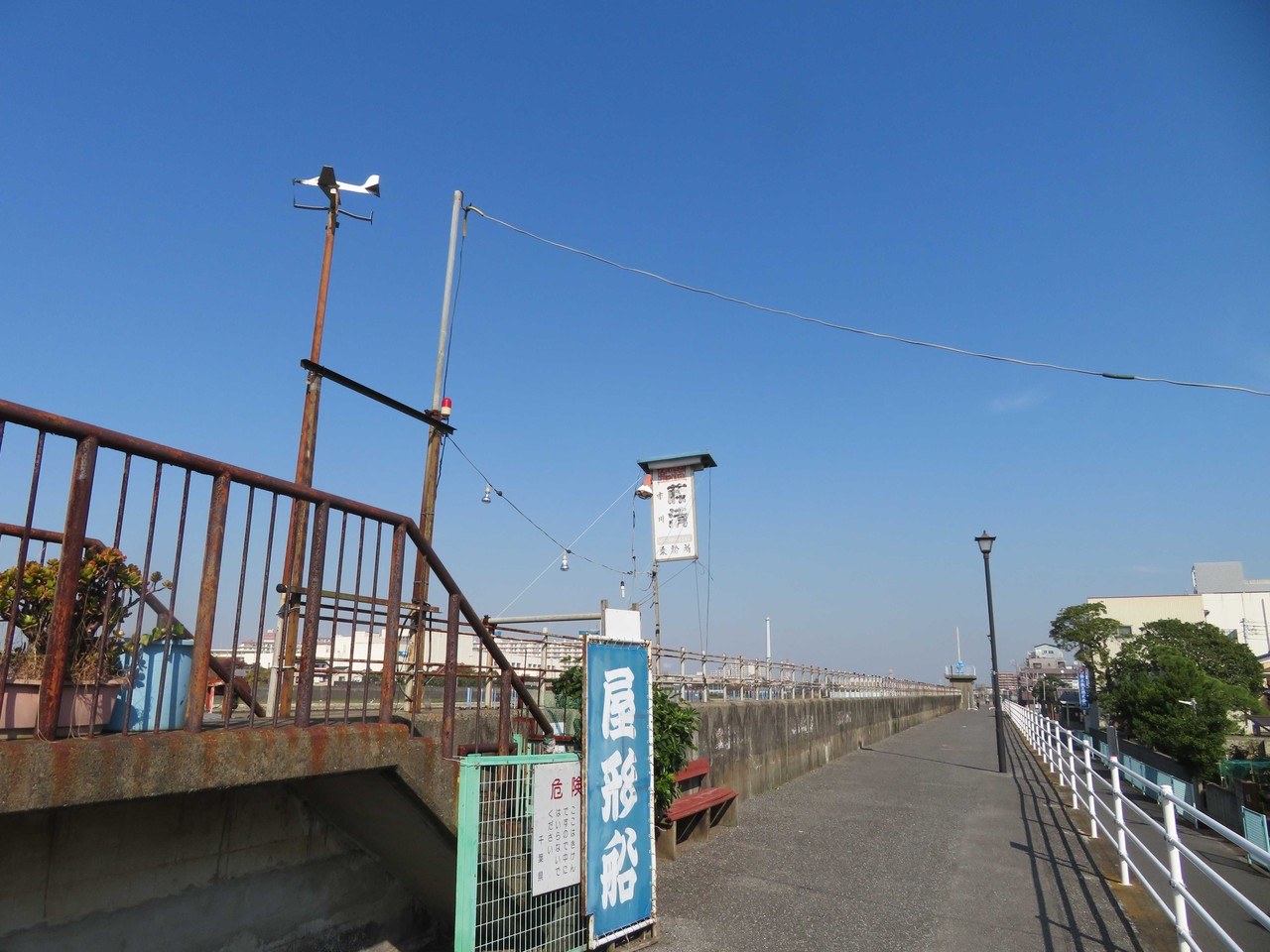 ここから船橋駅まで自転車