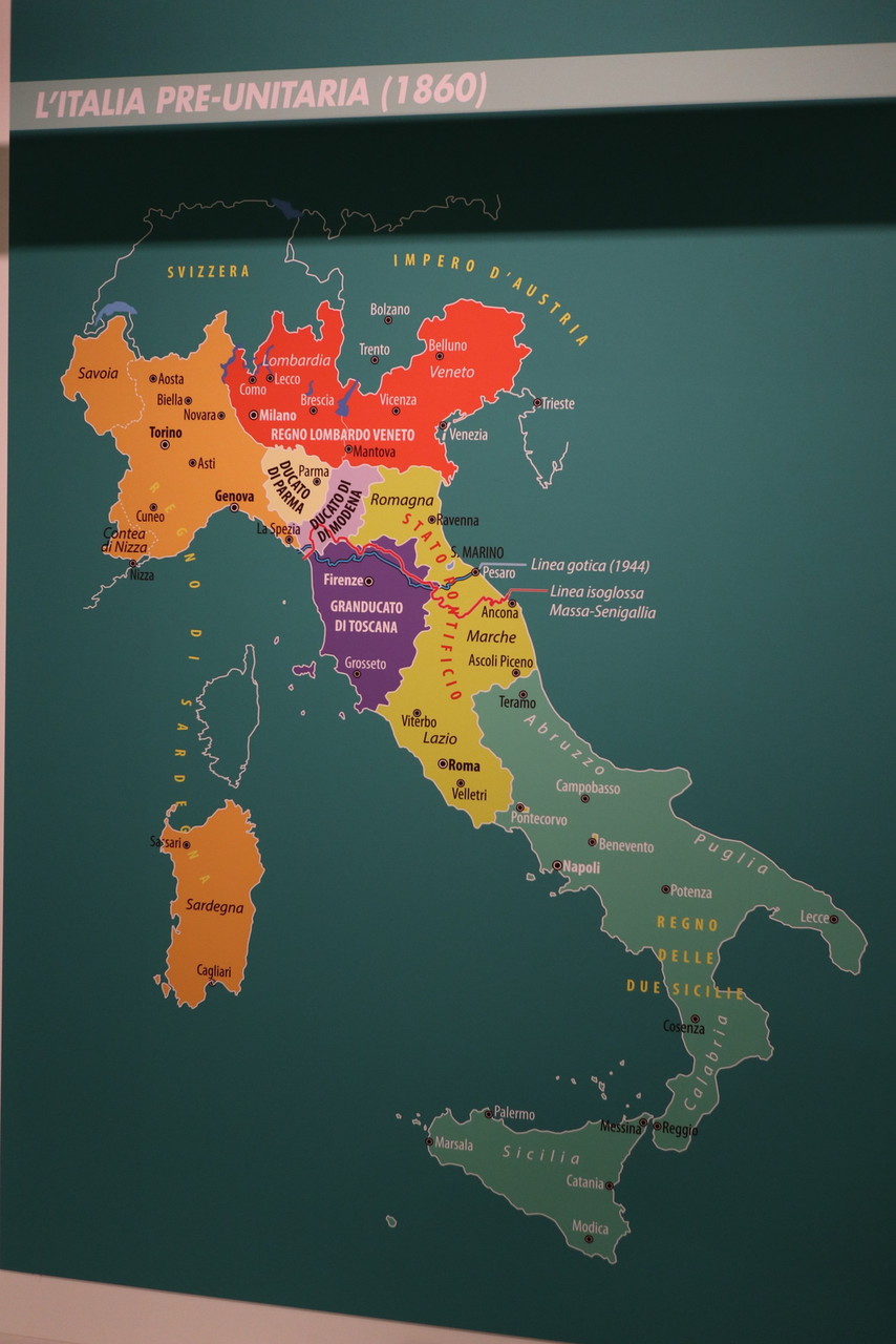 イタリア文化会館 江戸川の畔 ほとり イタリア文化会館 江戸川の畔 ほとり