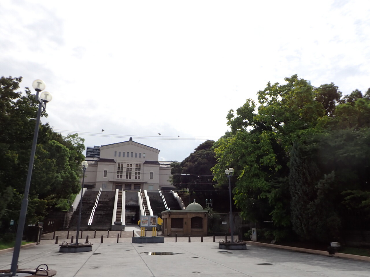 大阪市立美術館 : 江戸川の畔（ほとり）
