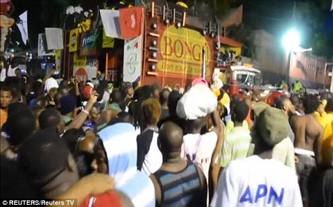 25C3EB1B00000578-2956761-image-a-43_1424184345144