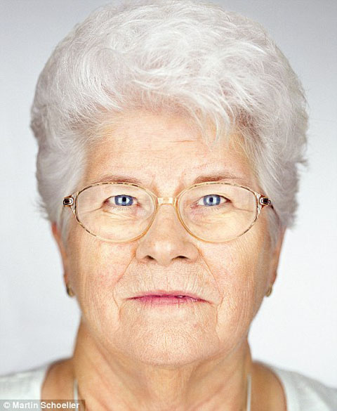 article-0-1A1317DA000005DC-564_470x573