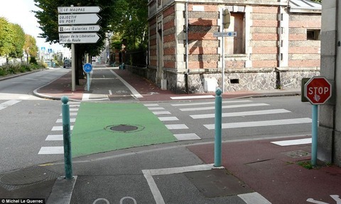 article-2219584-15902D12000005DC-758_964x579