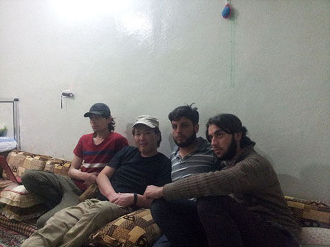 article-2727683-209C233300000578-405_634x476