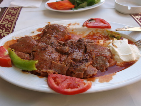 1280px-İskender_kebap