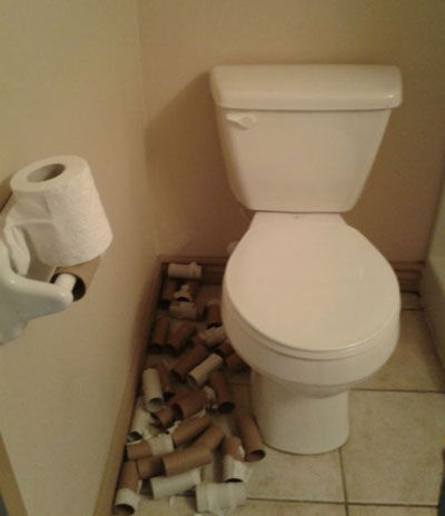 lazy-level-dog-toliet-paper