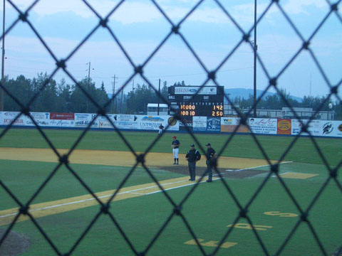 1280px-Midnight_Sun_Baseball_Game