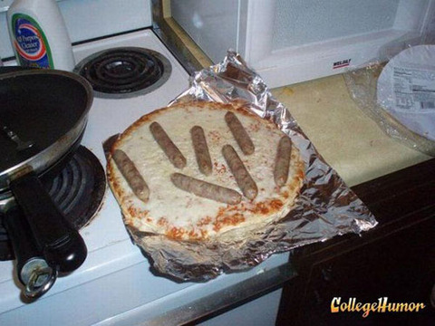 lazy-level-sasuage-pizza