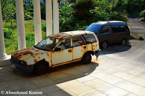abandoned-japanese-cars