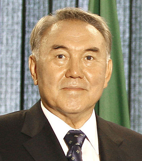 393px-Nursultan_Nazarbayev_27092007