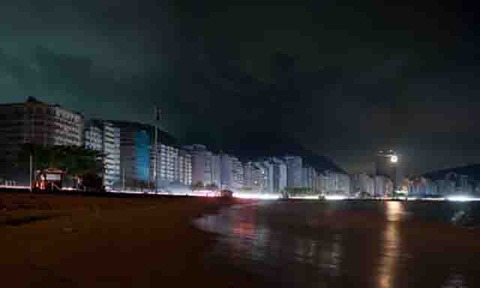 Copacabana-beach-during-R-001