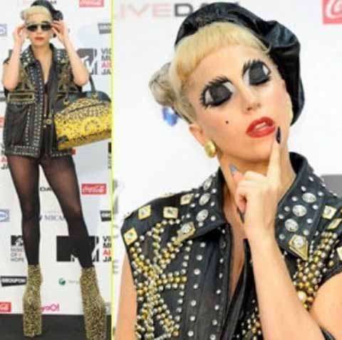 lady-gaga-arrivo-mtv-aid-japan