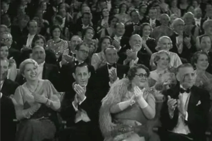 audience-clapping2