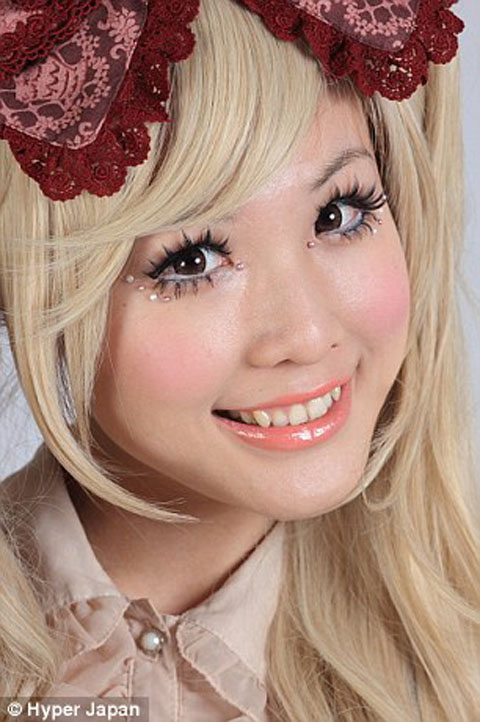 article-0-1A4B9C36000005DC-354_306x460