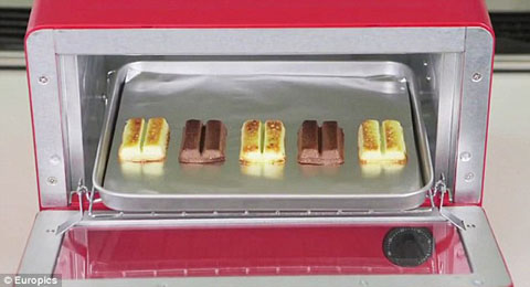 article-2593441-1CB8A6EC00000578-107_634x343